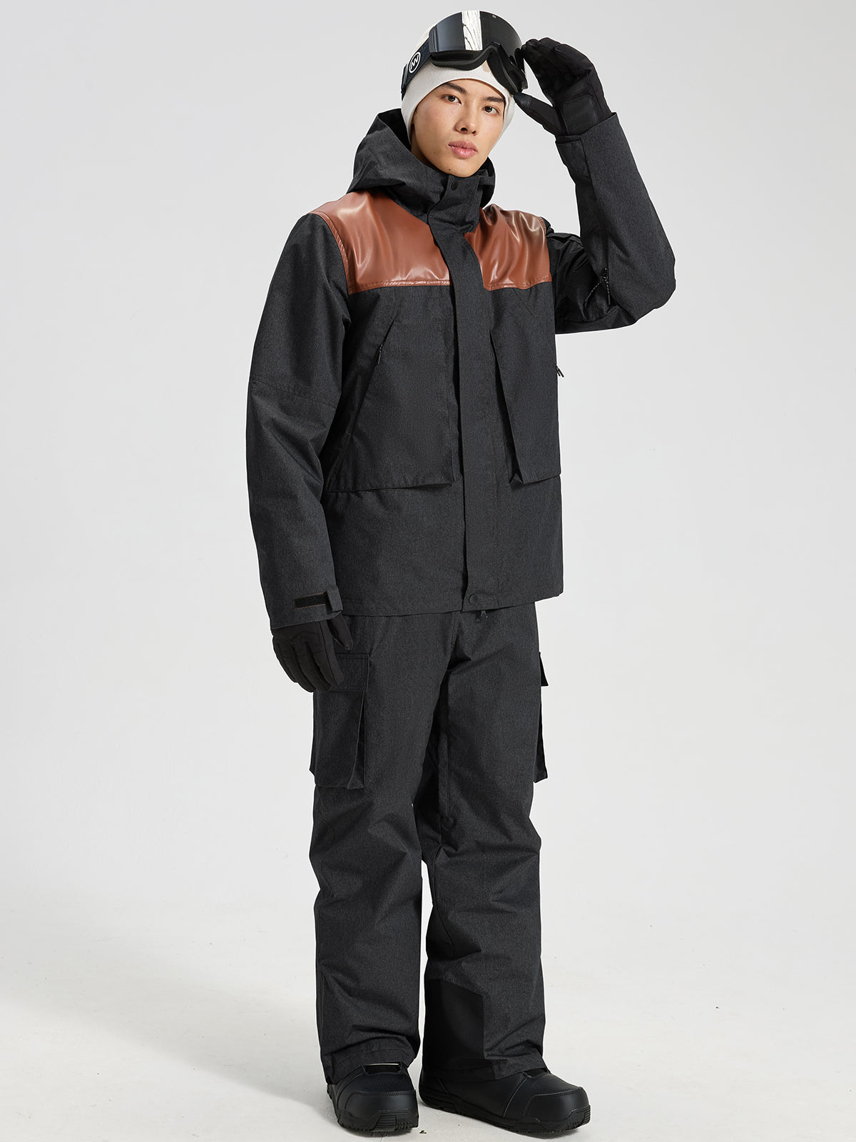 Men's Ski Jacket & Bibs Set in Black – Side View Adjusting Goggles