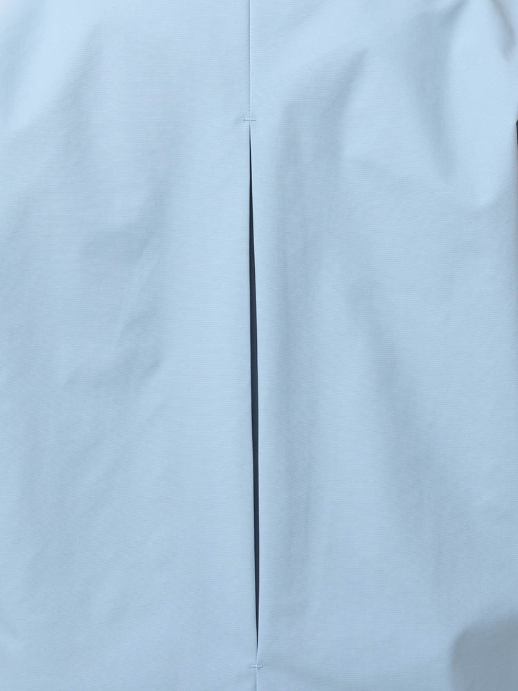 Men's Hooded Cargo Pocket Snowboard Jacket - Centre Back Seam Detail