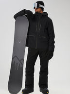 YEEFINE men's Black snowboard set - model holding snowboard