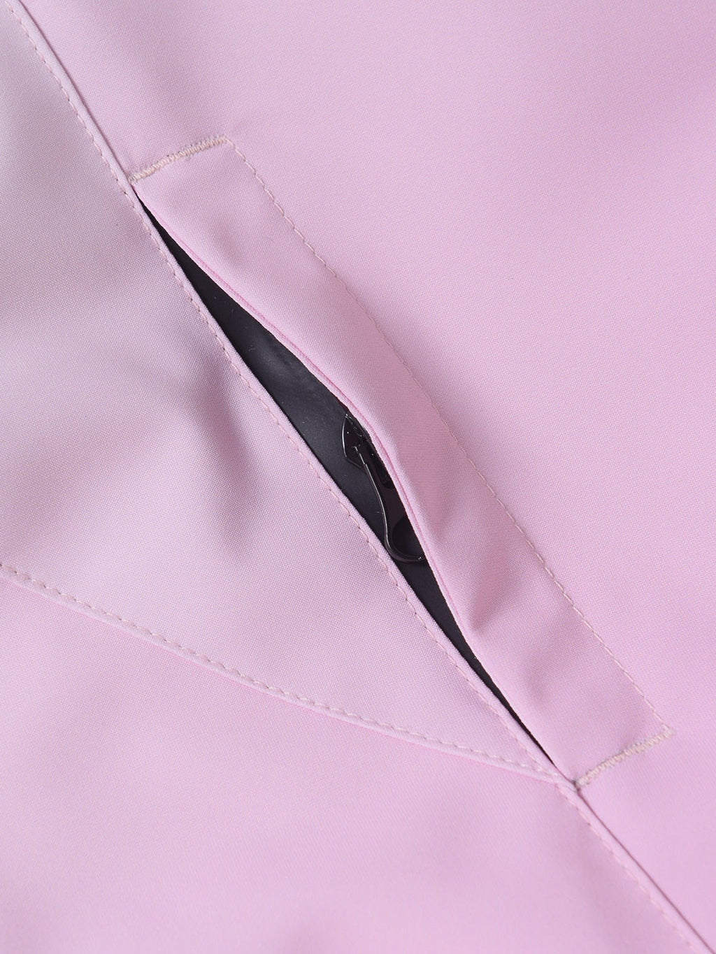 zip hand pocket detail