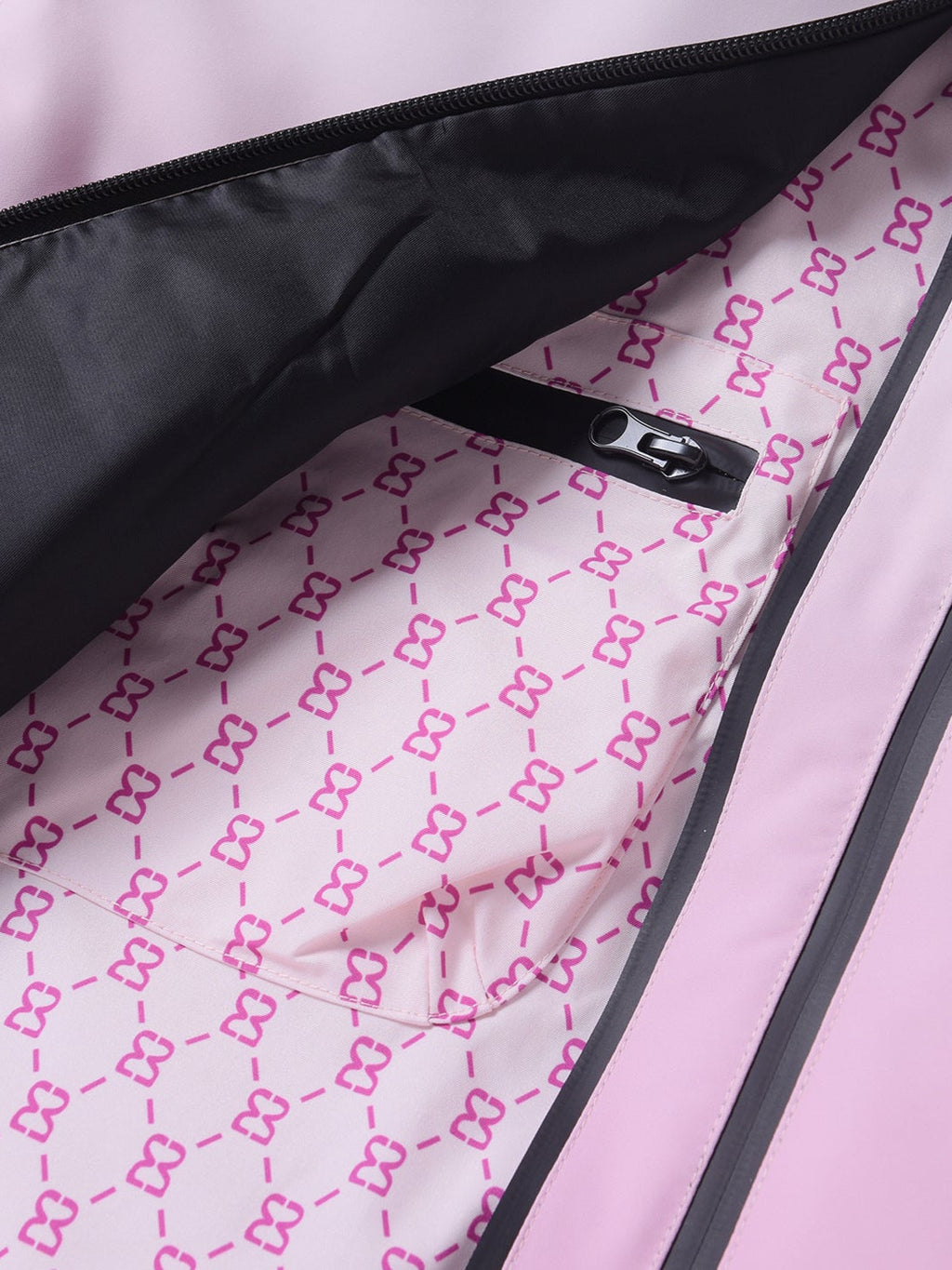 patterned lining detail