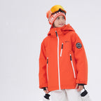 Kid wearing the Kids' 3L shell ski jacket in the snow
